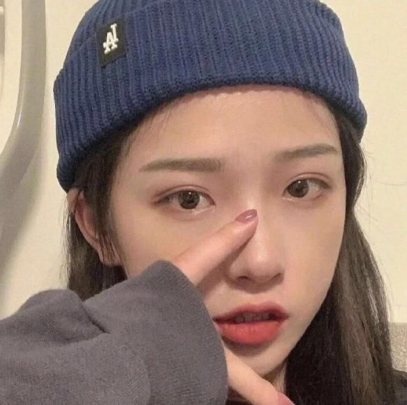 补水|女生想要鼻子光滑挺拔,这3点不容忽视,否则草莓鼻会紧随其后