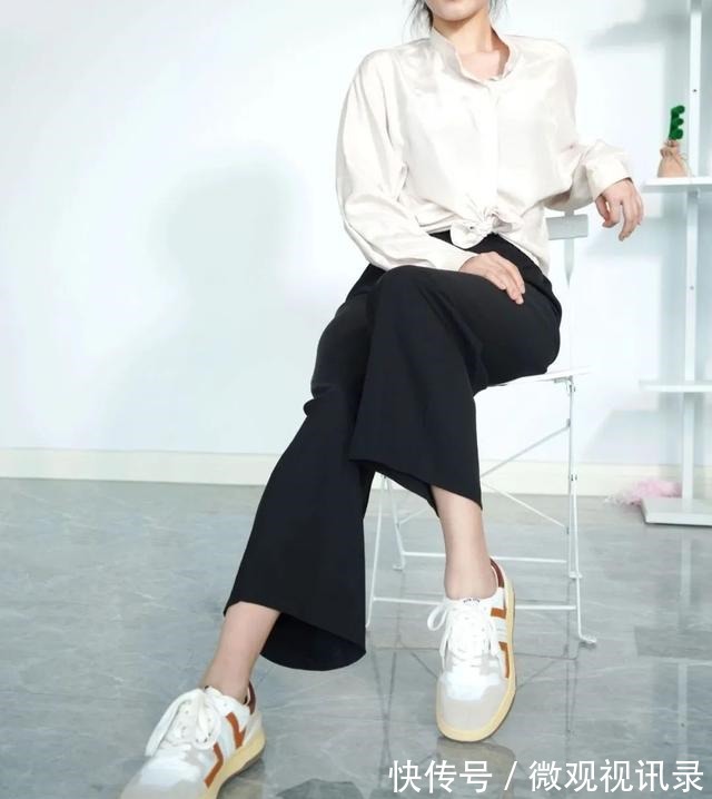 运动鞋 小白鞋失宠了!这双“ 初恋鞋 ”,太时髦!