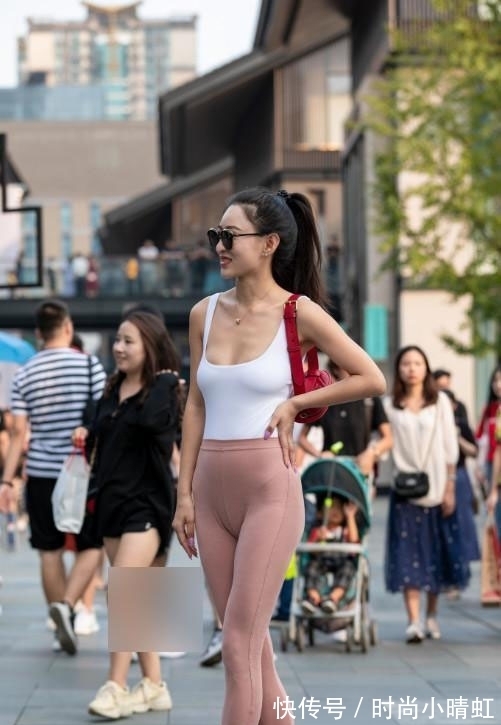 乞丐 这种“乞丐鞋”给别人穿,都没有人愿意选择穿吧?