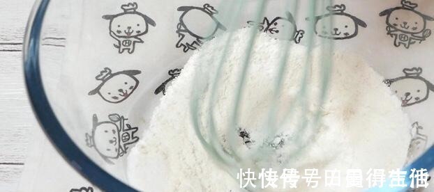模具|夏日,早餐别吃包子馅饼了,试试这6款,口味清爽新颖,娃很喜欢!