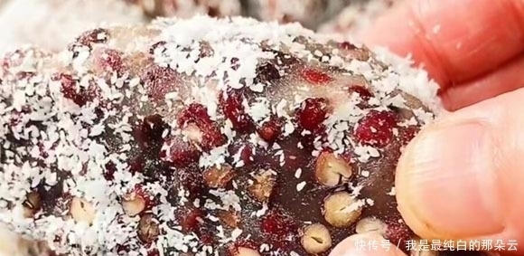 最近迷上吃它，不煎烤不油炸，上锅蒸一蒸，无油低卡还饱腹，好吃