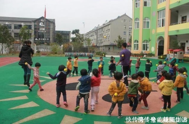 收费单|幼儿园小班“收费单”走红,爹妈催生100遍,一张收费单“终结”