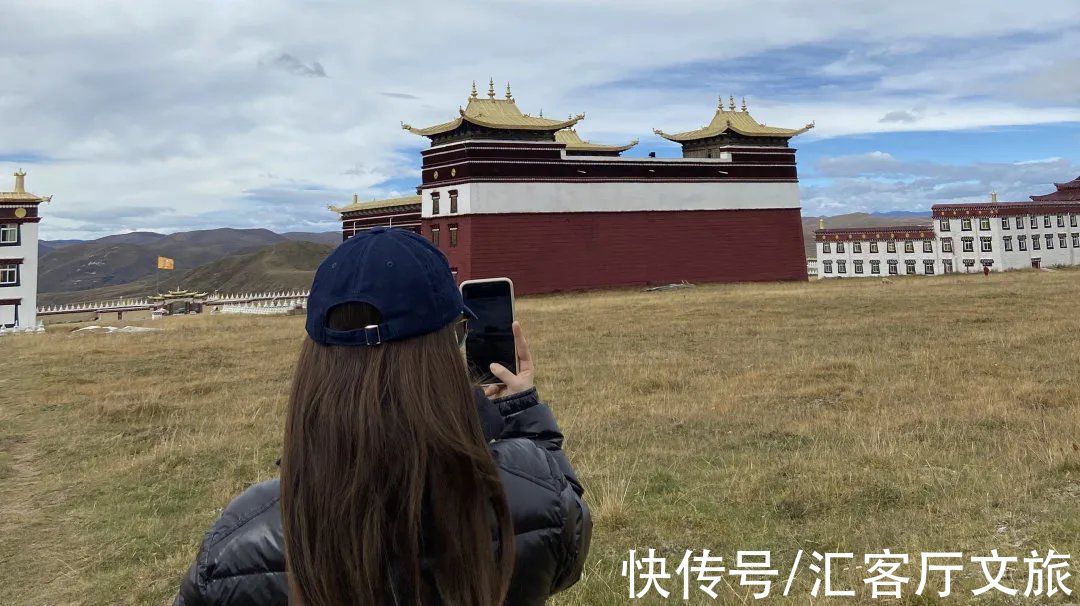 央迈勇|不迷失在攻略地图，不徘徊在城市路口，你的人生值得一次稻城亚丁