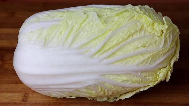 早餐别老一套了，大白菜加3个鸡蛋，营养解馋，全家都爱吃