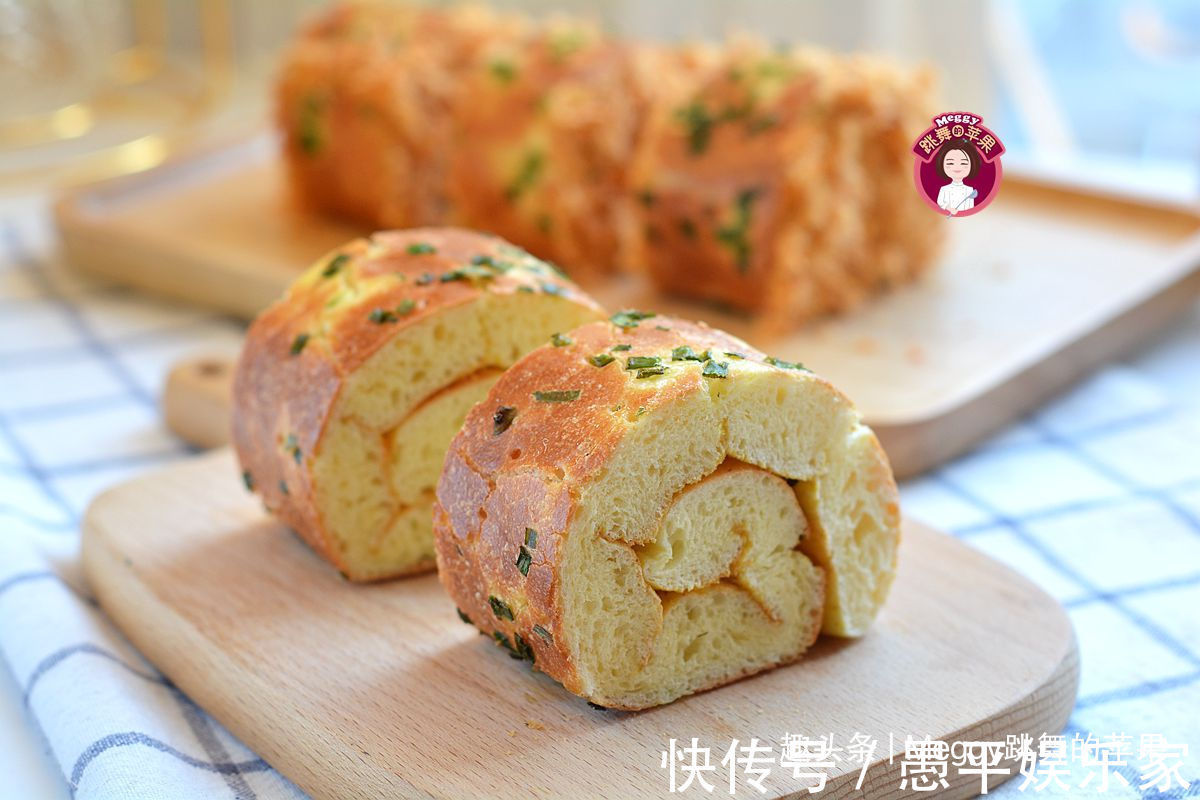 面片|百吃不厌的肉松面包卷,12分钟出炉真省事,早餐可要有口福了