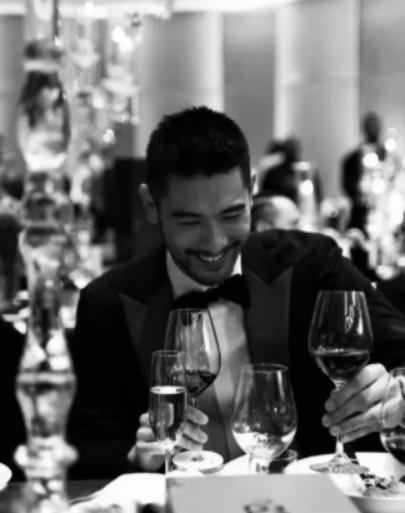 中国好声音|华少这是被降级了？变身新闻记者报道台风，稳重风格得到认可