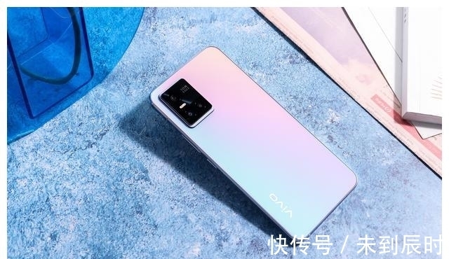 s10pro|推荐四款拍照公认好的手机，华为、vivo助你一键拍出大片