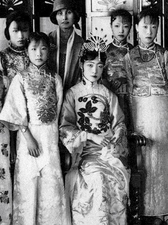 真容|清朝妃子的真容，图3样貌不输孟小冬，图7是珍妃的亲姐姐