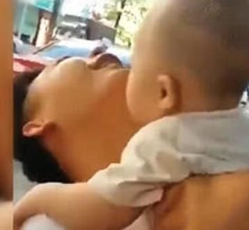 爸爸|爸爸不经同意偷亲宝宝,谁知宝宝生气了,接下来的举动妈妈乐哭了