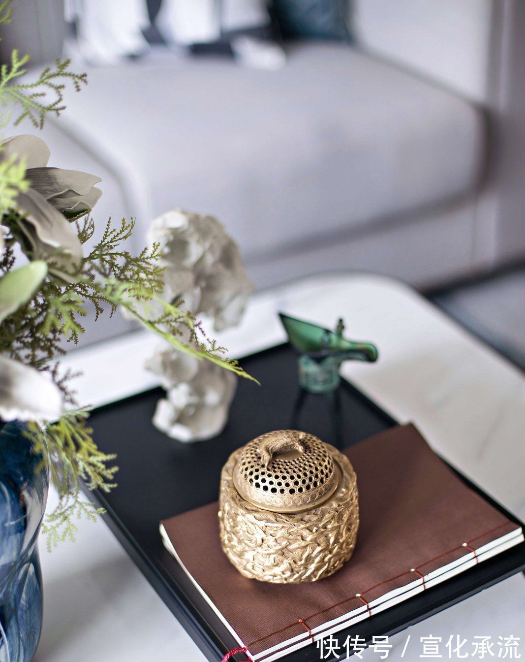 摆件|当诗意遇见新中式,142㎡最美之家,一入户,客厅就足够惊艳到你