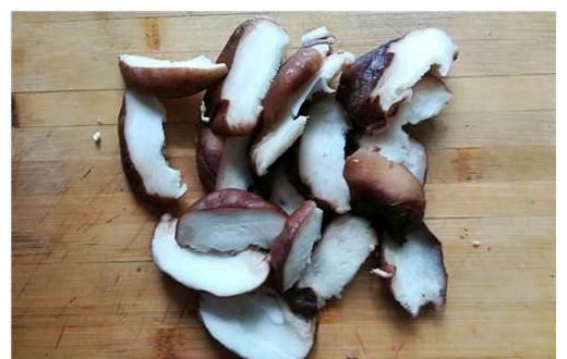 菌柄|秋后不想长膘,把它当主食吃,减肥瘦身快,小肚平坦无赘肉!