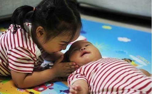 产检|做二胎产检时带大女儿,女儿说的话,在场所有医生都懵住了