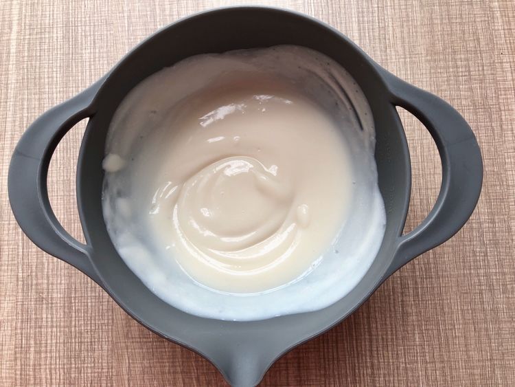 无水无油的酸奶蜜豆小面包，不用烤箱也能做，比买的还好吃