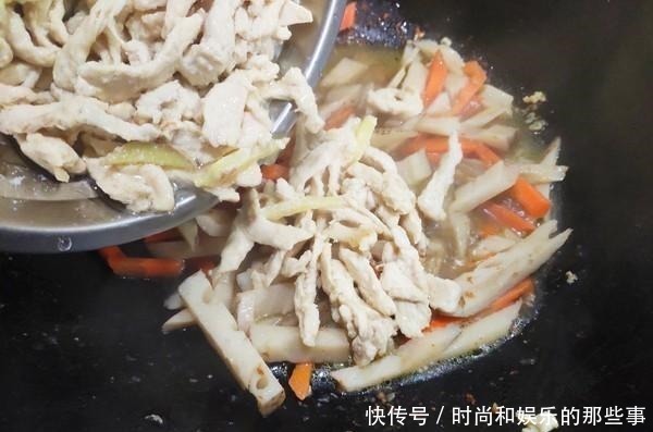 通气孔|这菜是“肠道推粪机”,润肠通便,隔天排空黑宿便,轻松又舒坦!