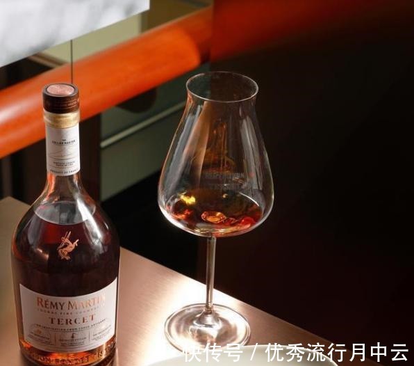 小说|那些经常出现在影视剧和小说中的代表性洋酒！