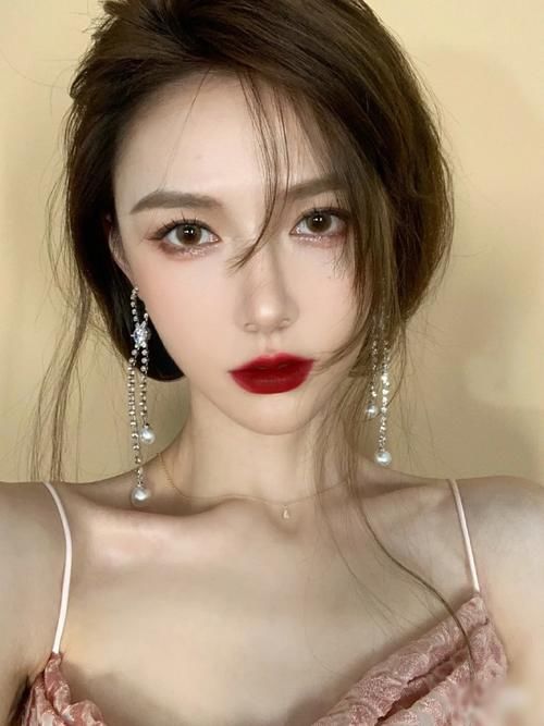 经典口红色号，这些大牌又美又飒轻松提升气色，黄皮也适合