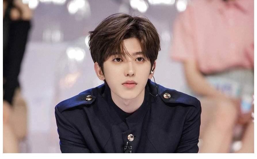 選秀節(jié)目|男版101選秀C位信息：00后占一半，蔡徐坤身高真是天花板