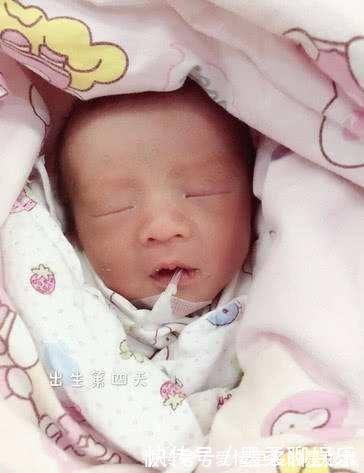 暖宝宝|宝宝肠胀气一般都有哪些症状呢?该如何缓解宝宝肠胀气?