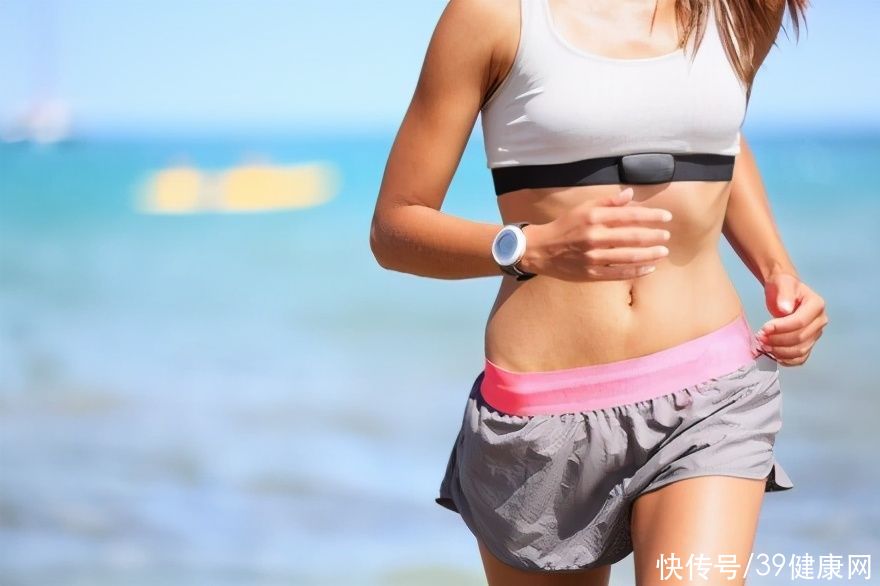 粪便|劝告：身体发出4个信号时，及早去做肛门指检，别不好意思了