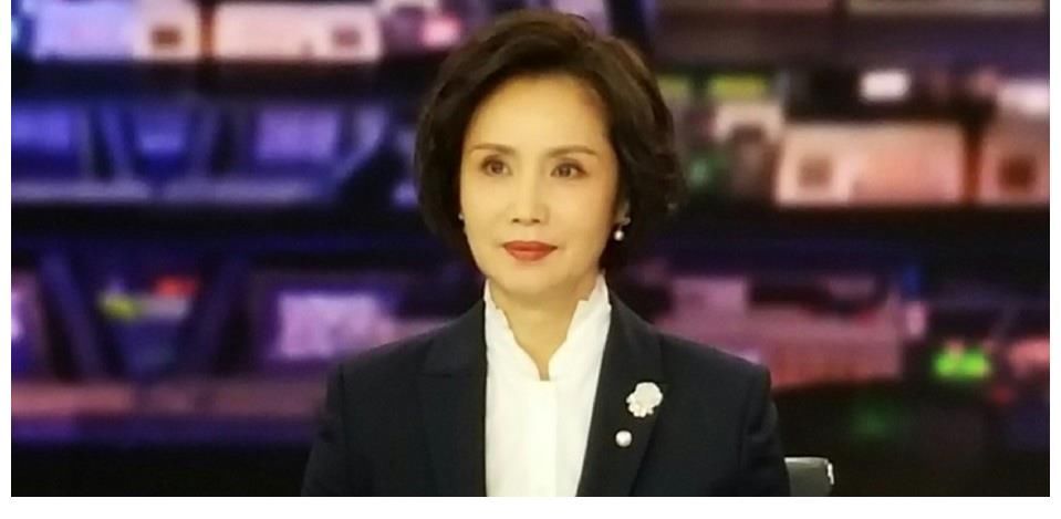 長沙電視臺|又一央視知名主持人離開舞臺，主持《今日關注》和觀眾告別
