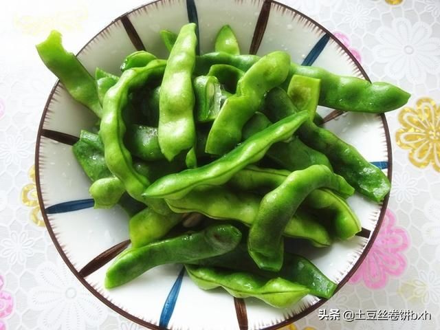 豆角丝|8月，这菜要常吃，营养价值很特别，适合秋补，这么做美味又低卡