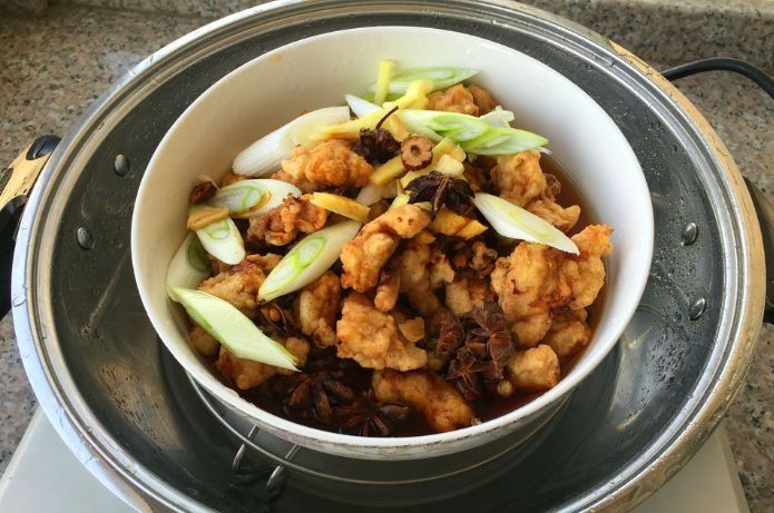 教你扣碗酥肉的做法,简单易学,好吃不腻,摆上桌特别抢手