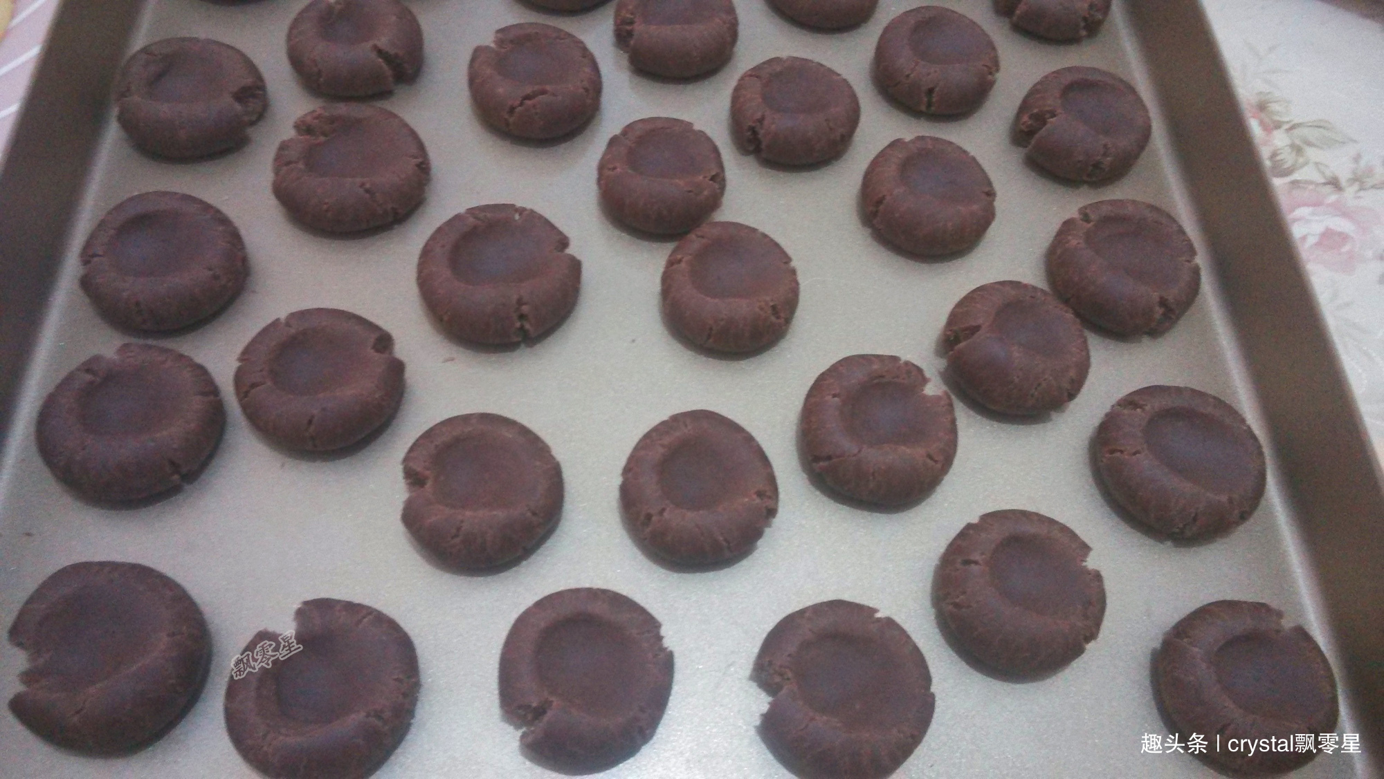 这饼干简单易上手，成功率高，口感超棒，烘焙新手也能称霸朋友圈