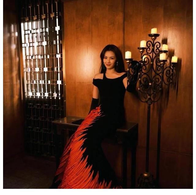 楊冪于和偉聯(lián)合宣傳？劉耀文時尚力突出？徐崢尬炒夫妻話題？