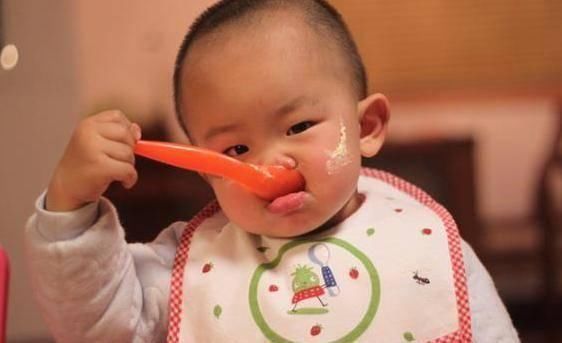 健康|脸上有3个表现,是脾虚积食了一个没有恭喜宝宝很健康