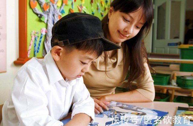 素质教育|家长买“蛋糕边角料”给孩子吃,被网友指责,穷家长会养出自卑娃