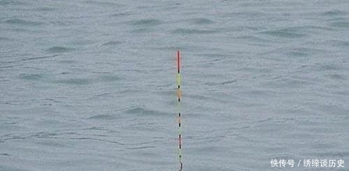钓鱼时,一旦遇到这些“漂相”就要注意了,老钓友:都是假信号