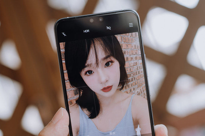 vivo S10 Pro体验：手机里的自拍APP都可以卸载了