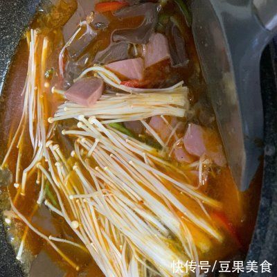 这道家常冒鸭血连续吃了3碗,全家人都一致好评