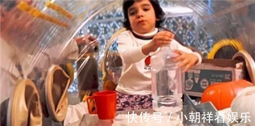 父母|泡泡男孩：生活在隔离罩中12年，临死前才第一次触碰到妈妈
