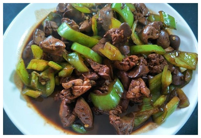 菜场遇见此肉多买点，比牛肉软嫩，比猪肉更香，大人小孩都爱吃
