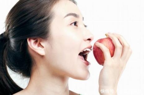 作用|“黑色食物”胜过吃补药,推荐6款养生食物可降低血脂和抗衰老