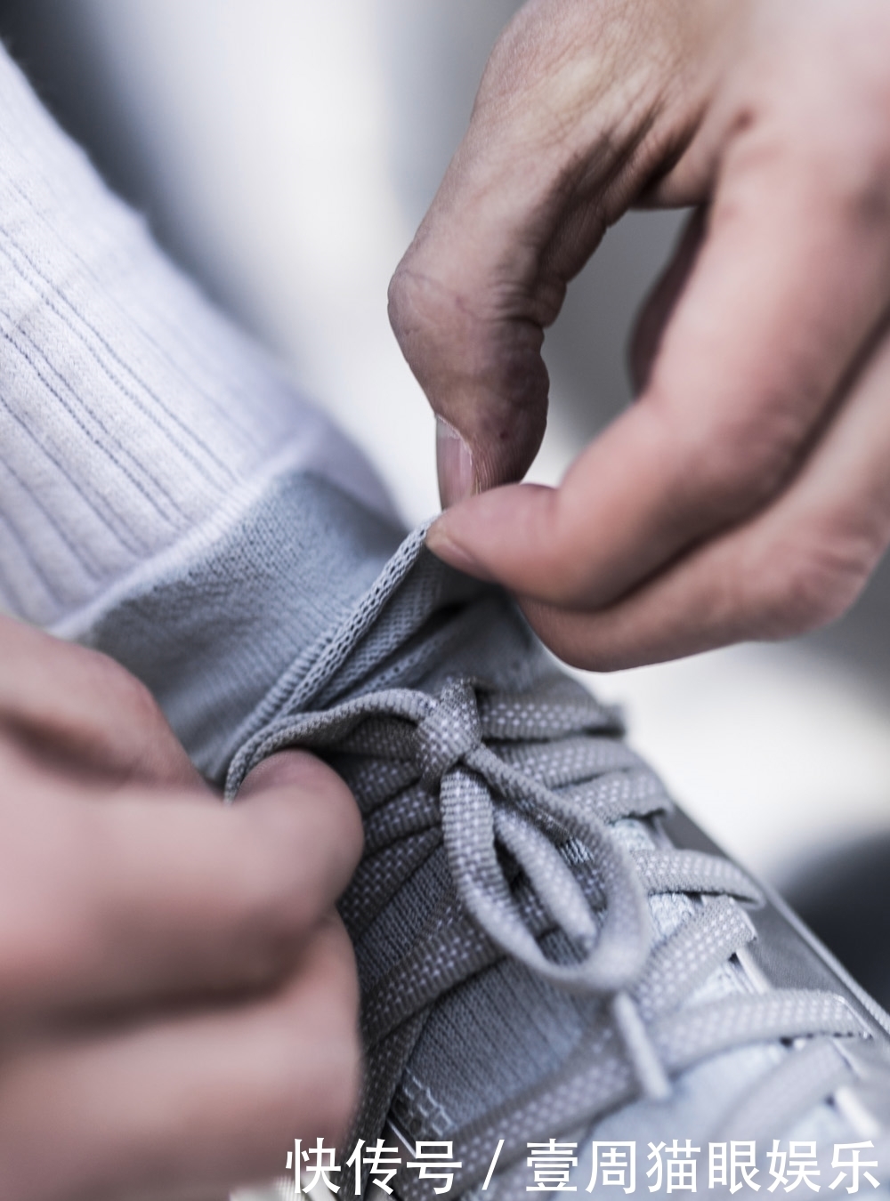 近期「最限量球鞋」就是它!潮流「性感大师」联名