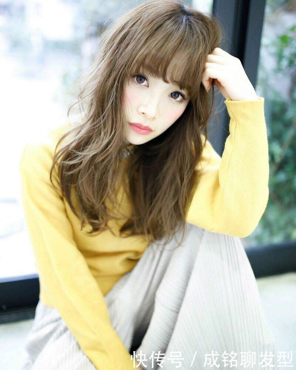 女孩子“烫染”就一定好看?适合自己才好看,再好看不适合也白搭