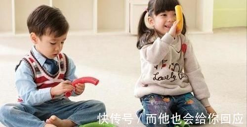 回家|表现好被老师贴贴纸奖励,回家后妈妈大喊心疼:咋不贴她自己脸上