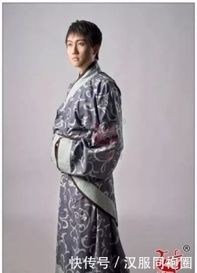 曲裾|深衣——是你遍寻不获的那件男款汉服吗?