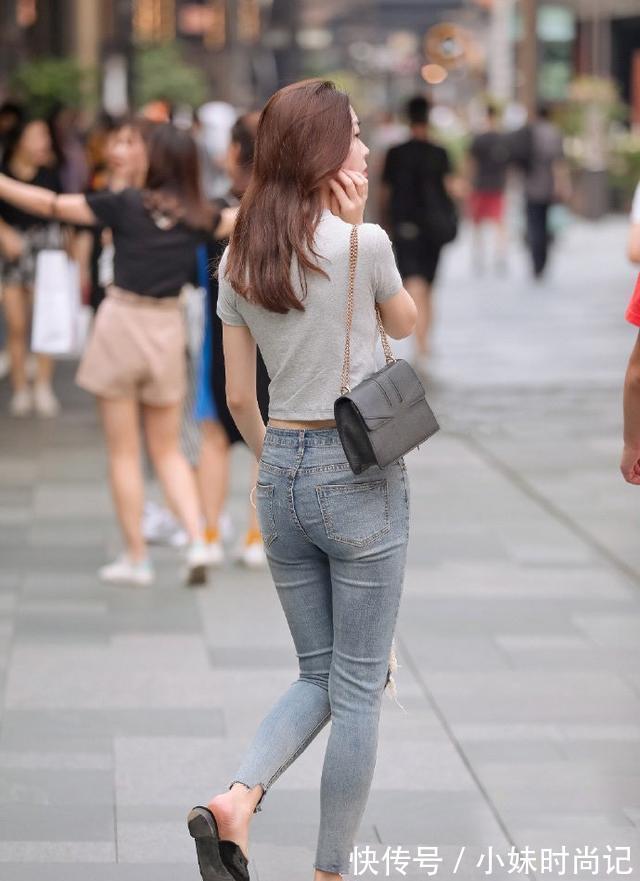 气质|牛仔裤破洞了,你想要的时尚个性它都有,气质女生都喜欢穿