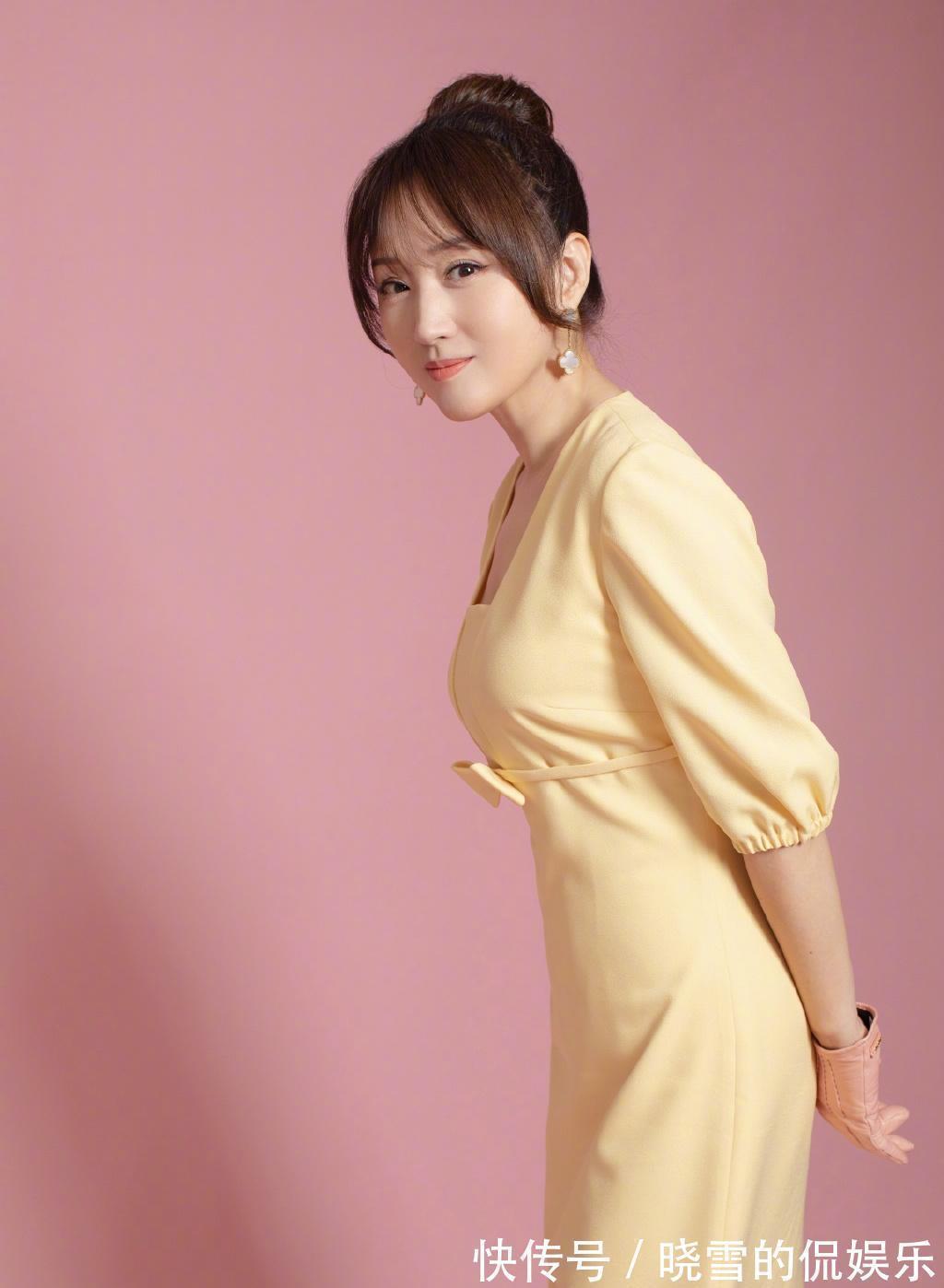 圆脸 女人过了48岁尽量少烫“大妈卷”，推荐这5种发型，时髦显气质呀