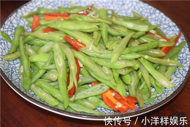 农村婆婆烧了几道菜待准儿媳,女友没动筷子光吃米饭