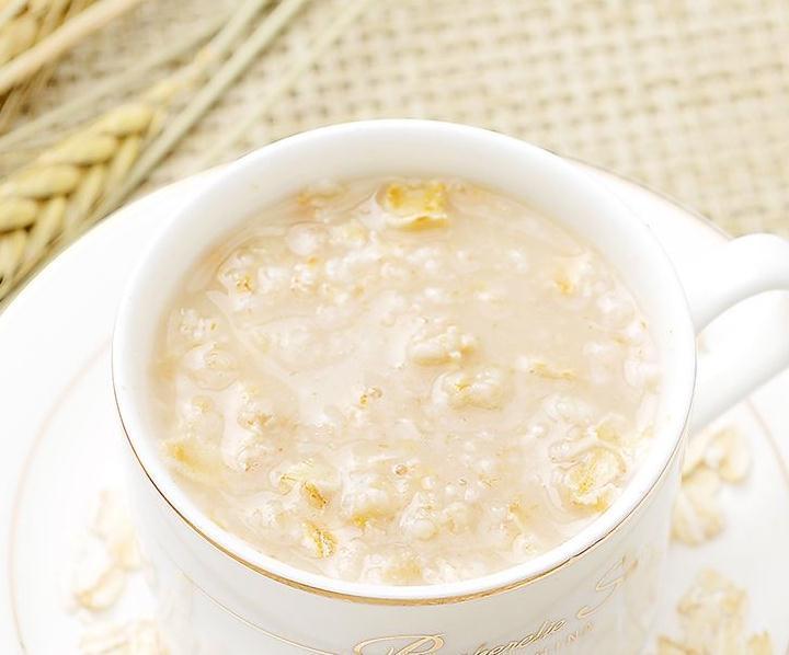 手指甲|不论男女,手指甲有竖纹多吃它,补钙补气血,晚上不失眠