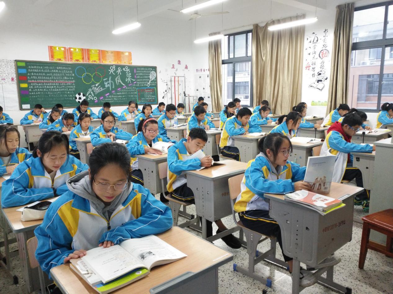 爸爸|“爸爸昨晚打妈妈，妈妈疼得直叫”，孩子的话让姥姥脸红不敢说