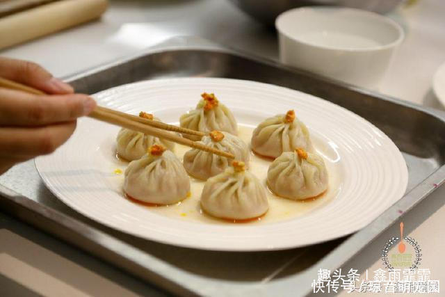 水和面|全国排名第一早餐,比饺子好吃又简单,8分钟蒸好,孩子每天要吃