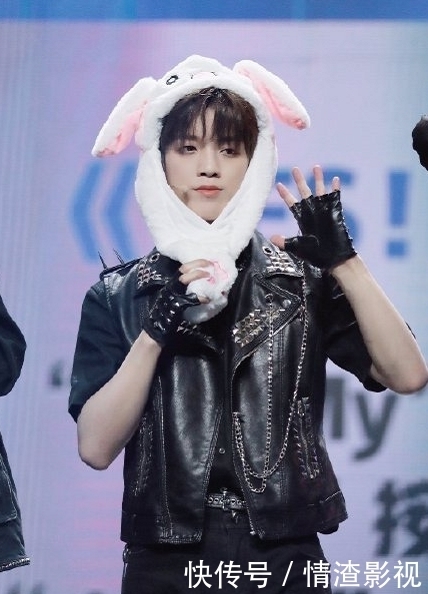 元气满满|青人的最新消息,热度高的参加官方节目,三人只能去直播