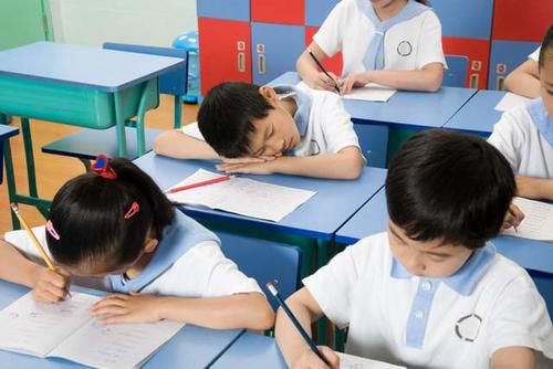 特征|孩子上小学期间，就有下列几个特征，将来可能最有出息、混得最好