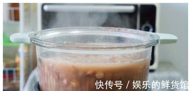 猪蹄|晒晒我家晚餐，天冷不将就，老爸夸奖太下饭，家里宴客也能拿出手