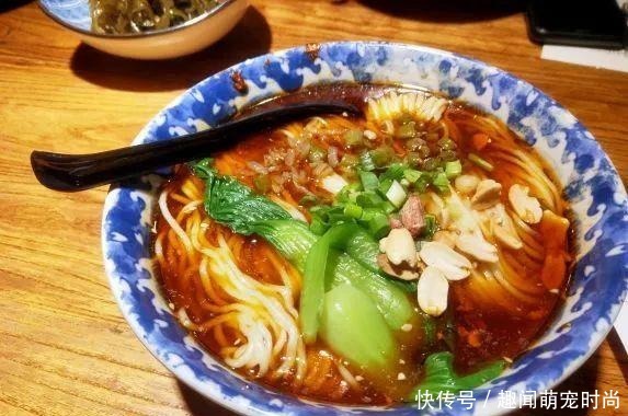 长春6家开在胡同十几年的苍蝇馆子，靠好味道出圈食客盈门！